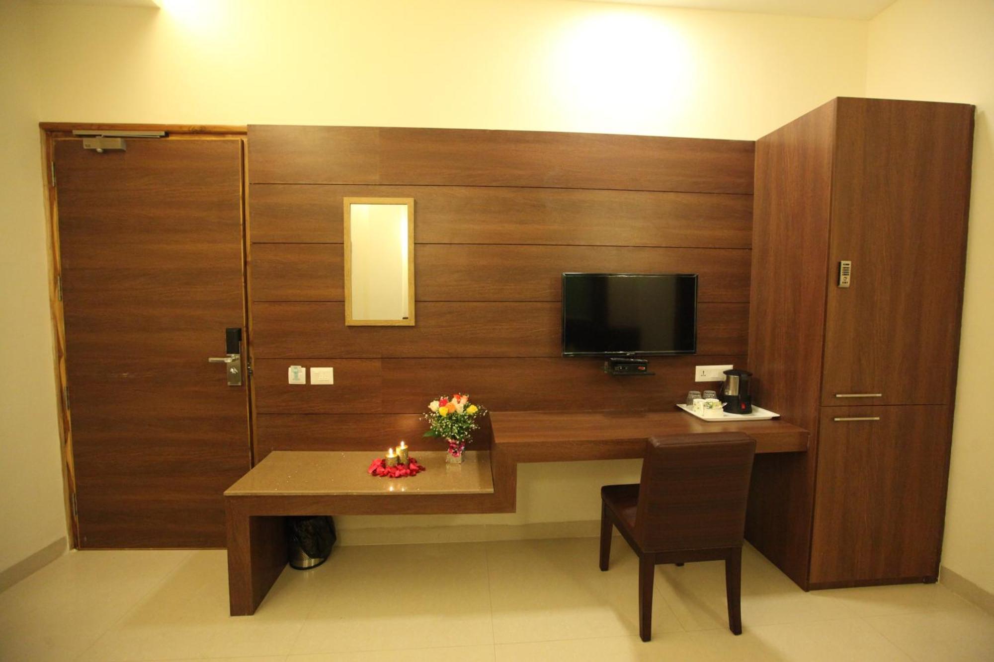 Patiāla Hotel Golden Fern מראה חיצוני תמונה